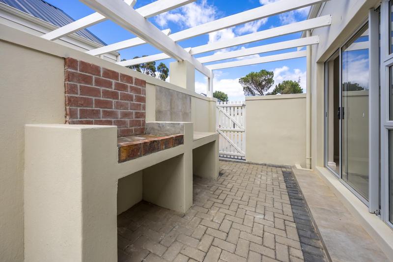 1 Bedroom Property for Sale in Stellenbosch Central Western Cape